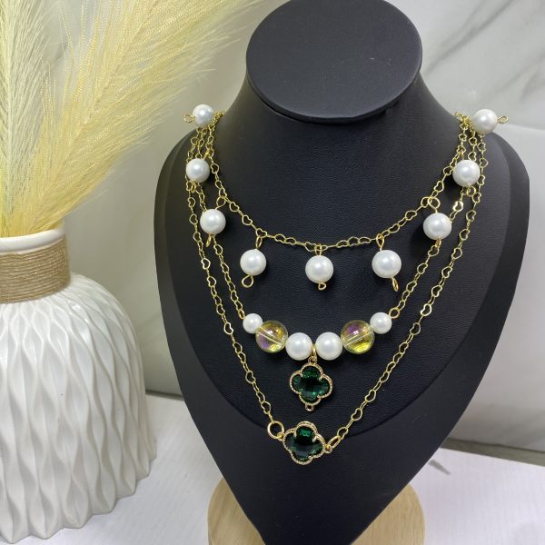 Sochi’s Éclat Roselle Convertible Necklace Set