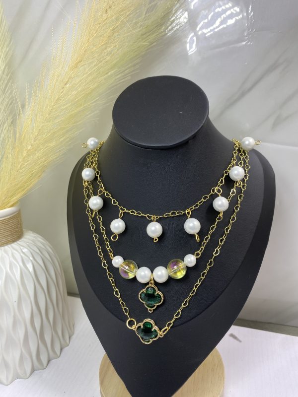 Sochi’s Éclat Roselle Convertible Necklace Set - Image 4