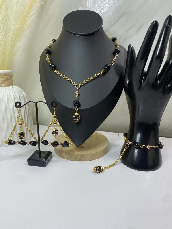 Sochi’s Éclat Virelle Set - Image 2