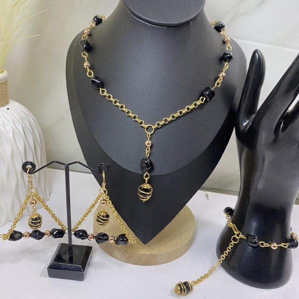 Sochi’s Éclat Virelle Set