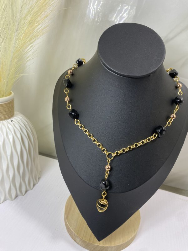 Sochi’s Éclat Virelle Necklace - Image 3