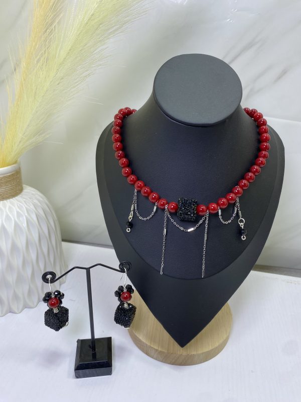 Sochi’s Éclat Heiress Set – Luxury Red & Black Statement Jewelry Set - Image 5