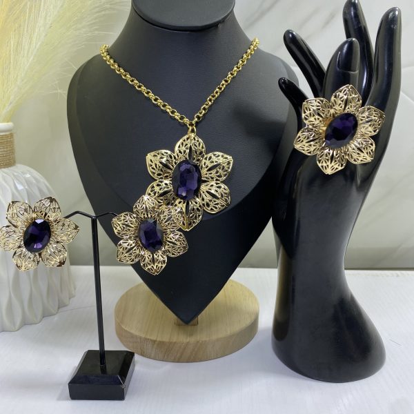 Sochi’s Éclat Dynasty Set – Purple Edition