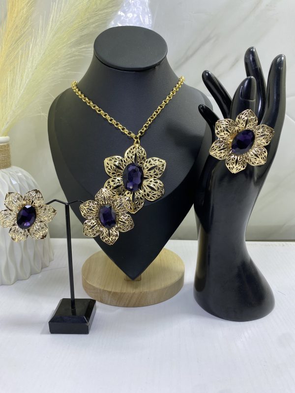 Sochi’s Éclat Dynasty Set – Purple Edition