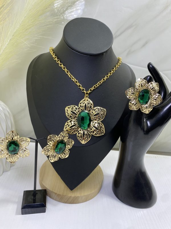 Sochi’s Éclat Dynasty Set – Green Edition