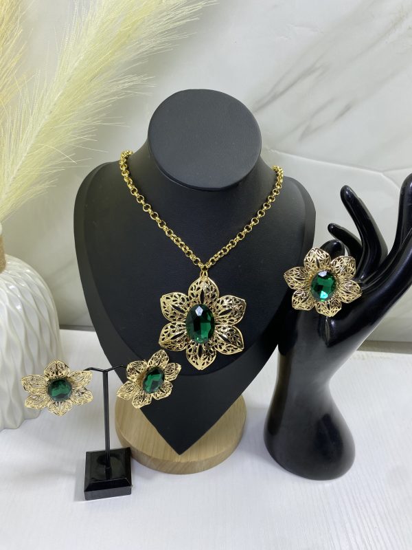 Sochi’s Éclat Dynasty Set – Green Edition - Image 3