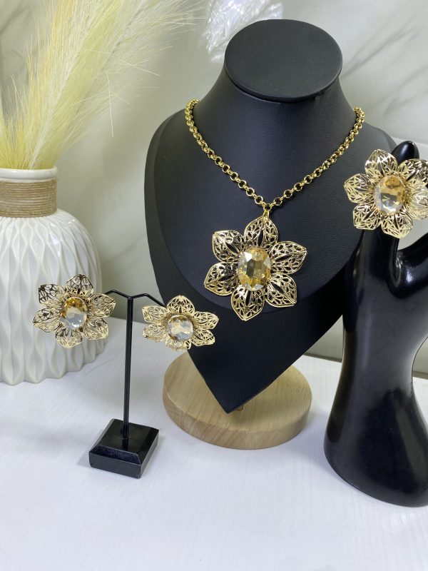 Sochi’s Éclat Dynasty Set – Gold Edition - Image 5