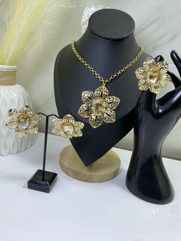 Sochi’s Éclat Dynasty Set – Gold Edition - Image 6