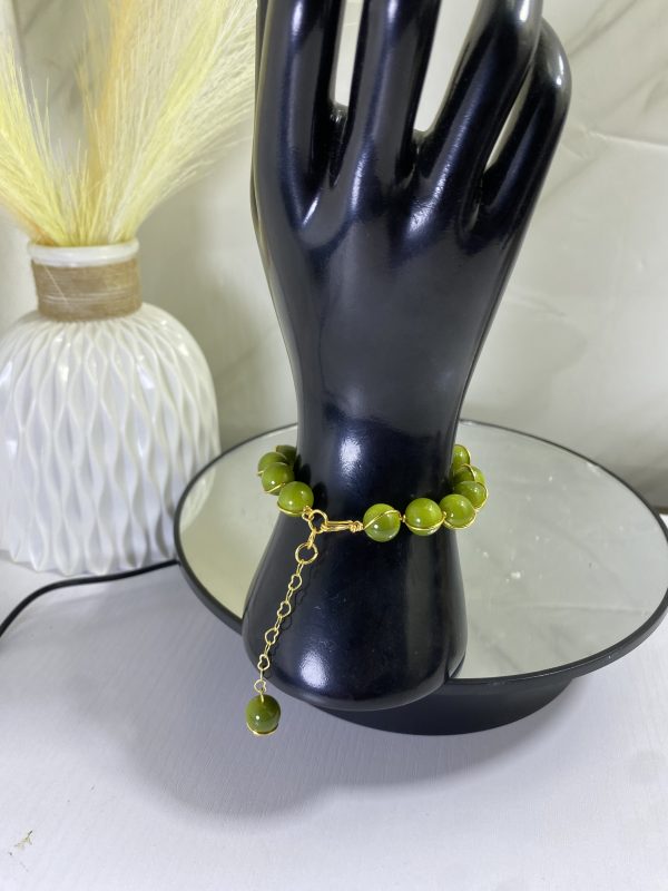 Sochi’s Éclat Queenelle Bracelet – Green Edition - Image 4