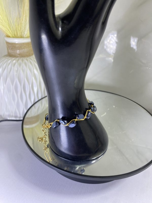 Sochi’s Éclat Iselora Bracelet – Noir Edition - Image 2