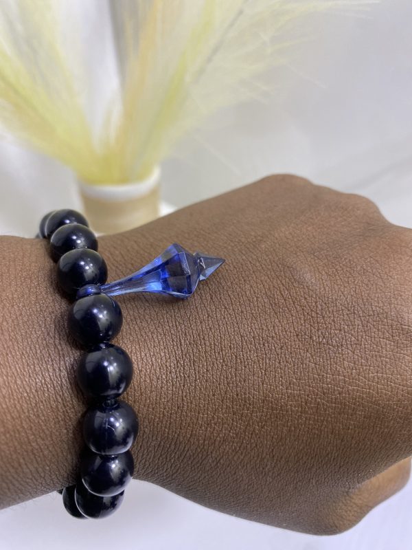 Sochi’s Éclat Essence Bracelet – Blue Accent Edition - Image 2