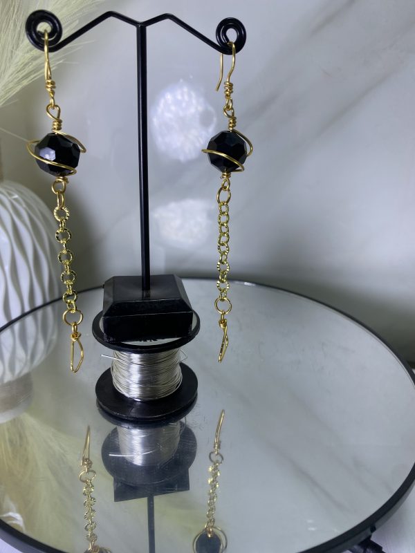 Sochi’s Éclat Norelle Earrings – Noir Drop Edition - Image 4