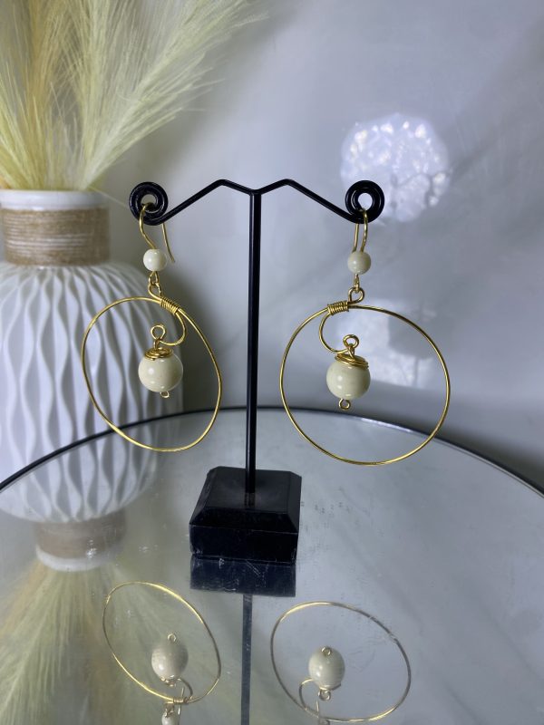 Sochi’s Éclat Lunaria Earrings – Ivory Halo Edition - Image 2