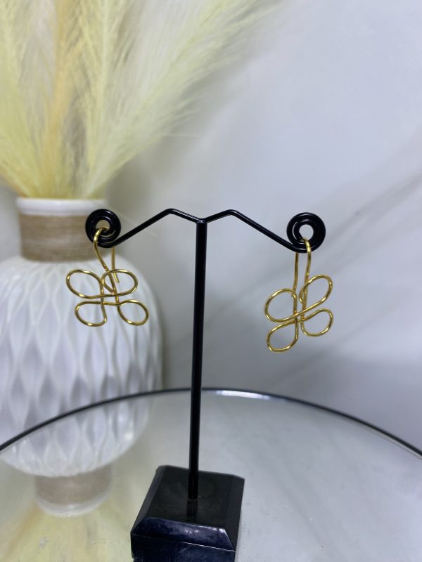 Sochi’s Éclat Aveline Earrings – Golden Loop Edition