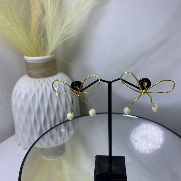 Sochi’s Éclat Avenora Earrings – Bow Drop Edition